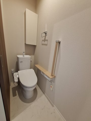(シニア限定)ヘーベルVillage春日のトイレ