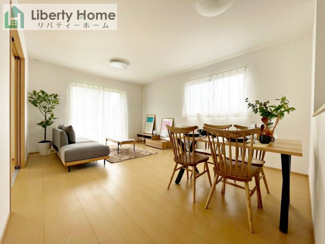 ひたちなか市足崎　新築戸建　A号棟の居間・リビング