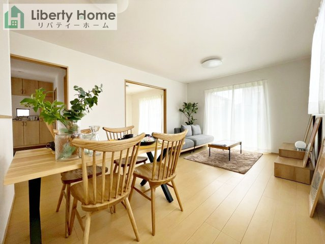 ひたちなか市足崎　新築戸建　A号棟の居間・リビング