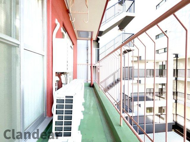 リレント第2三ノ輪のバルコニー|ドキドキの新生活も、安心してスタート。ぴったりの住まいを見つけませんか？クランディアが一緒に住まい選びをサポートします‼　まずは、お気軽にお問合せください　＃クランディア