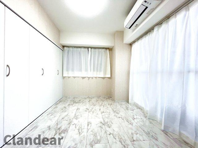 リレント第2三ノ輪の洋室|ドキドキの新生活も、安心してスタート。ぴったりの住まいを見つけませんか？クランディアが一緒に住まい選びをサポートします‼　まずは、お気軽にお問合せください　＃クランディア