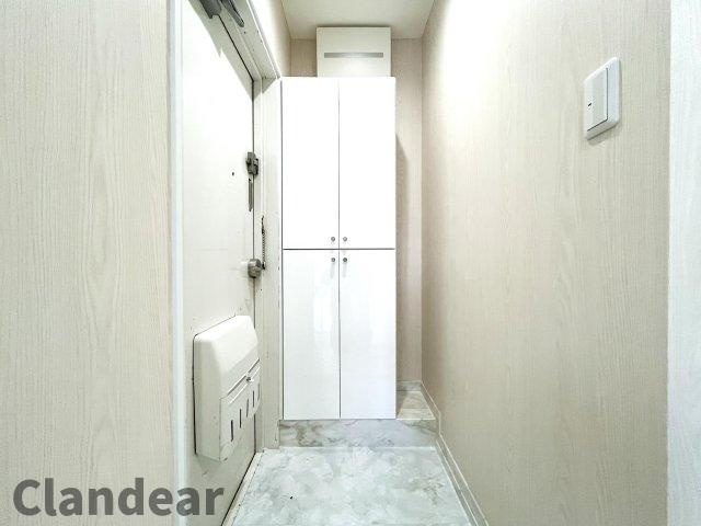 リレント第2三ノ輪の玄関|ドキドキの新生活も、安心してスタート。ぴったりの住まいを見つけませんか？クランディアが一緒に住まい選びをサポートします‼　まずは、お気軽にお問合せください　＃クランディア