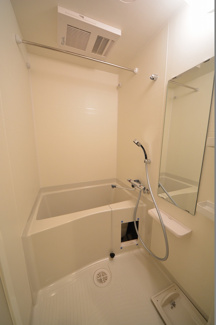 【浴室】 | プレサンス松屋町駅前 | プレサンス松屋町駅前　清潔感あるお風呂