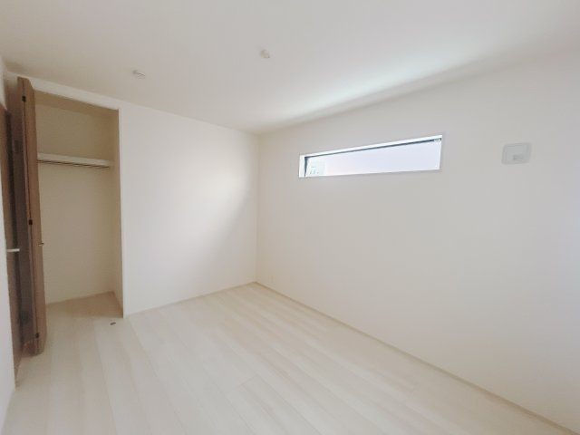 【新築戸建】高崎塚田町の洋室|■1階洋室｜子供部屋のメリットは「自立心を養うことができる」「自分で整理整頓できるようになる」そして、お子様が成長した際には「プライバシーを確保できる」といい事だらけ♪