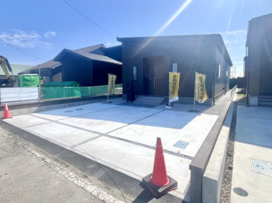 【新築戸建】高崎塚田町の外観|■外観｜シンプルで洗練されたデザインは住まう人の色に染まり、個性を映し出します♪本日見学可能(*＾＾*)