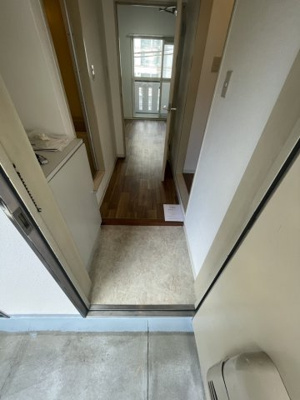 【玄関】 | シャトレ下新庄