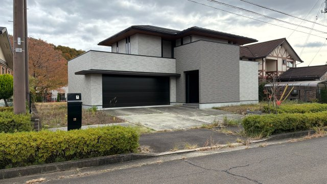 紫山5丁目　中古土建