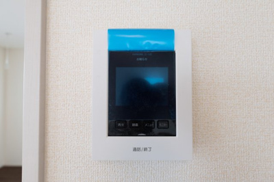 【設備】 | 亀山市能褒野町《1号棟》 | モニターホン