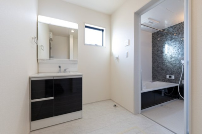 【洗面所】 | 亀山市能褒野町《1号棟》