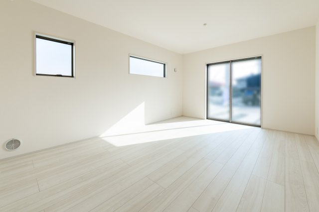 【居間・リビング】 | 亀山市能褒野町《2号棟》