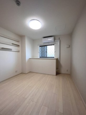 【洋室】 | ル・コンフリエ