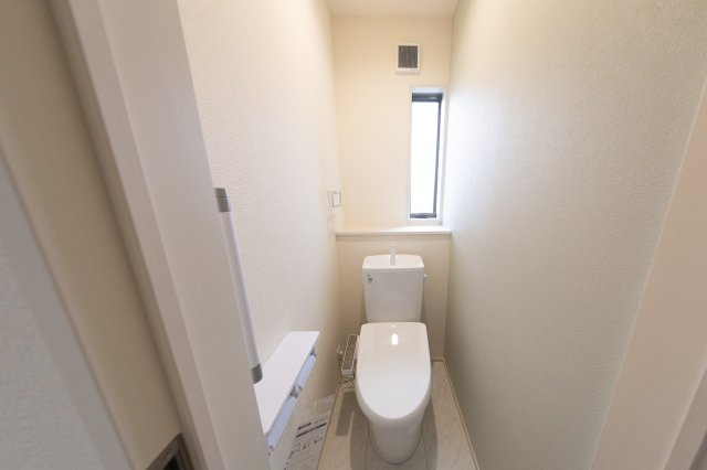 【トイレ】 | 亀山市能褒野町《3号棟》
