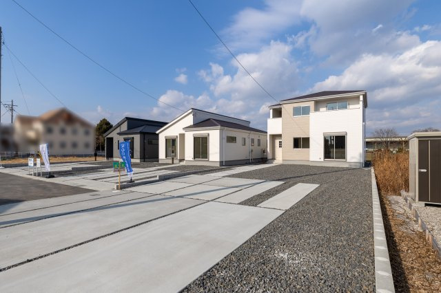 【外観】 | 亀山市能褒野町《3号棟》