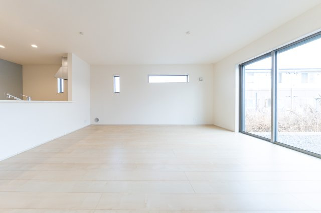 【居間・リビング】 | 亀山市能褒野町《3号棟》