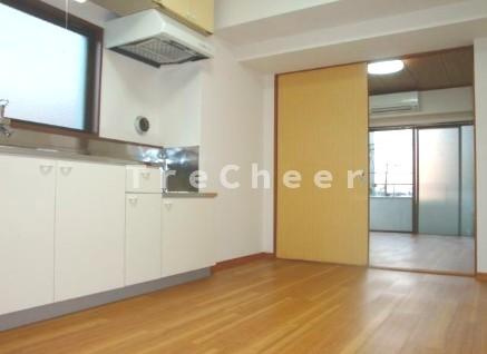 ラストラーダ目白の居間・リビング