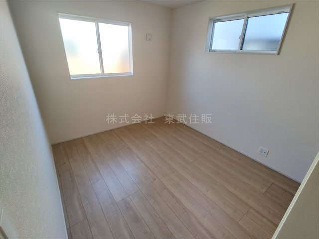 【子供部屋】 | 川越市笠幡　全3棟　2号棟 | 洋室5.25帖、お子さんのためのお部屋にいかがでしょうか