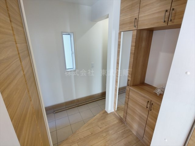 【玄関】 | 川越市笠幡　全3棟　2号棟 | ゆったりとした玄関です