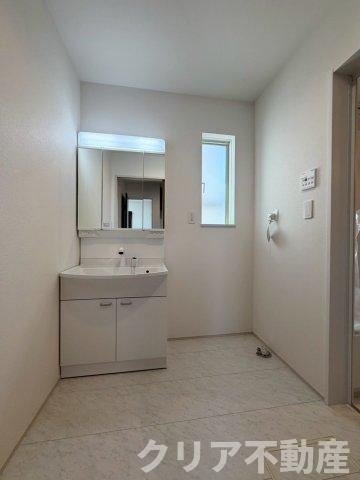 【独立洗面台】 | 前橋市朝日町３丁目　新築