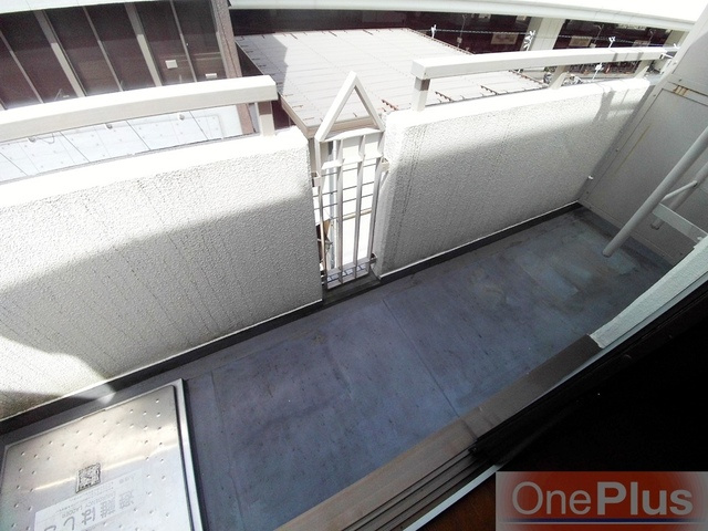 サンコート住吉駅前のバルコニー