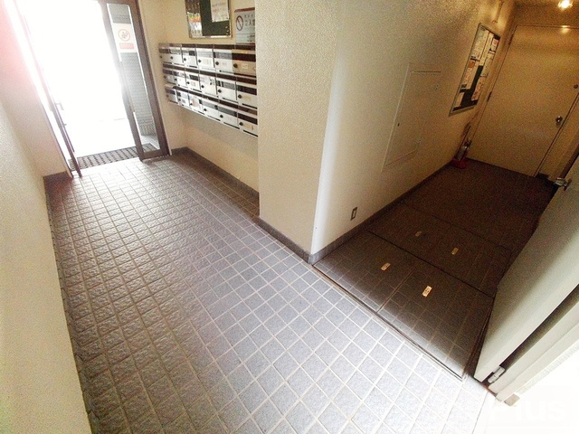 サンコート住吉駅前のエントランス