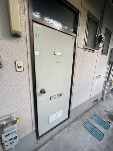 ロイヤル平成の玄関