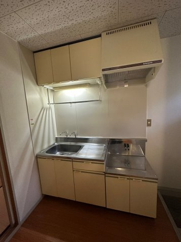 ロイヤル平成のキッチン