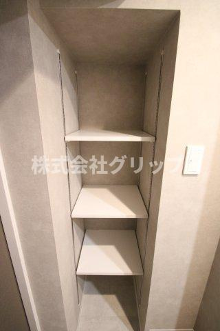 日神パレステージ伊勢佐木南の駐車場