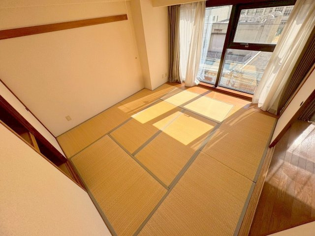 グランヴィ新大阪の和室