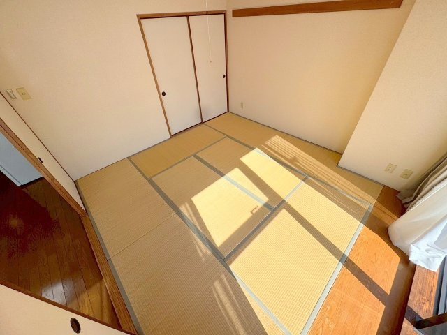 グランヴィ新大阪の和室