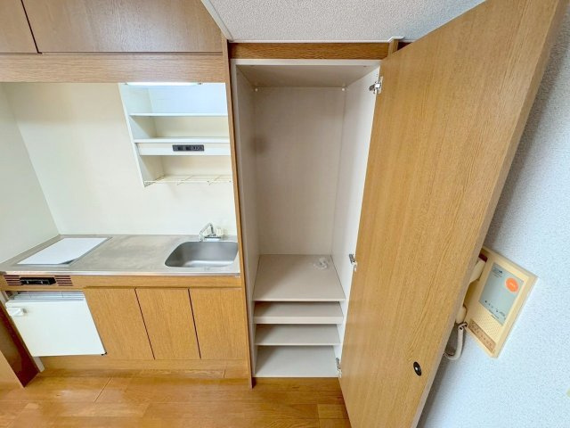 グランヴィ新大阪の収納