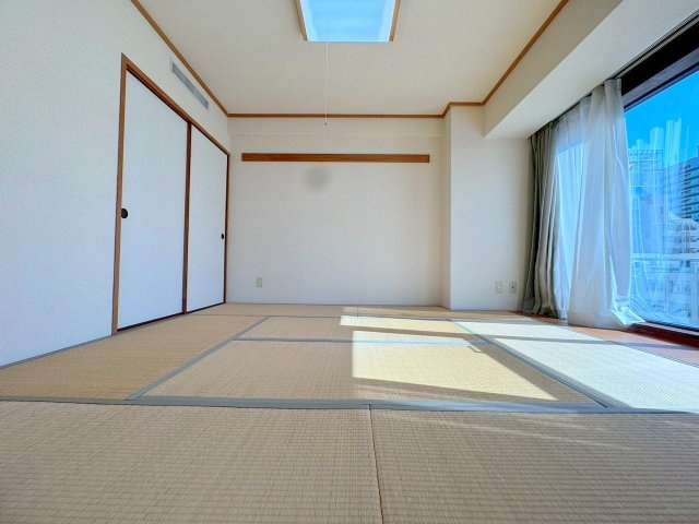 グランヴィ新大阪の和室