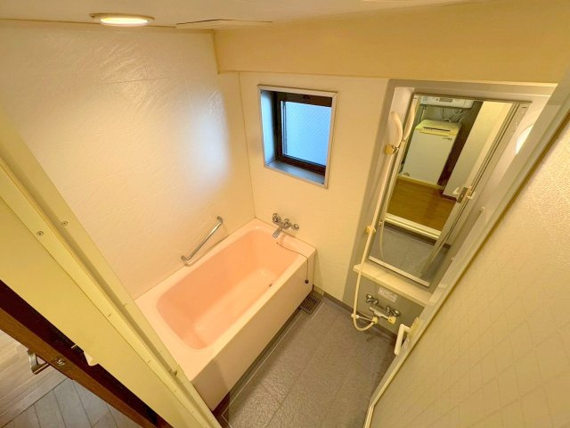 グランヴィ新大阪の浴室