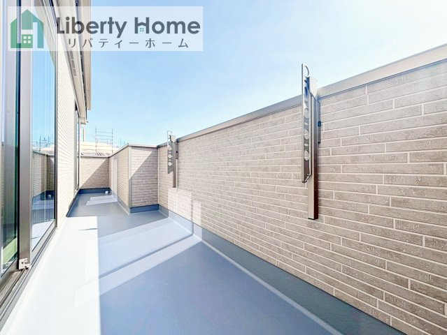 ひたちなか市足崎　新築戸建　B号棟のバルコニー