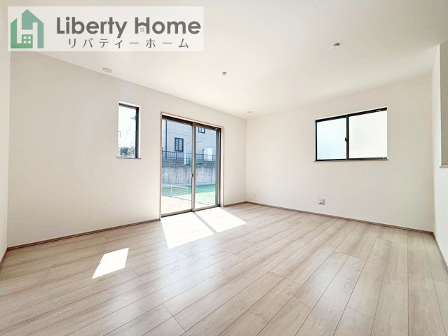 ひたちなか市足崎　新築戸建　B号棟の居間・リビング