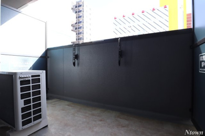 【バルコニー】 | エステムコート名古屋グロース | バルコニーからの眺めを楽しみながら食事をしませんか