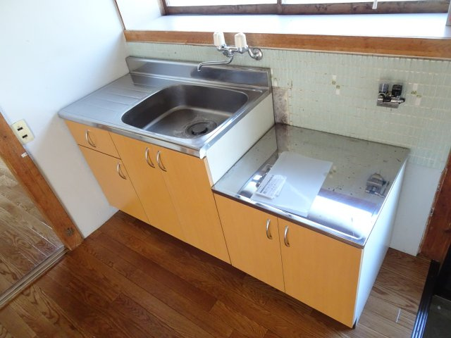 笠縫町貸家のキッチン