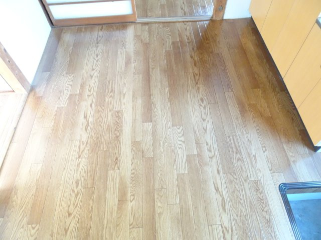 笠縫町貸家の居間・リビング