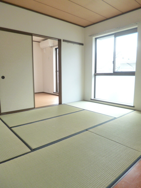 パインハイツの和室|☆明るい和室☆