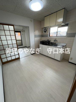 【居間・リビング】 | シルクルーム３番館 | ゆったり過ごせるダイニングです