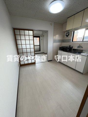 【居間・リビング】 | シルクルーム３番館 | ゆったり過ごせるダイニングです