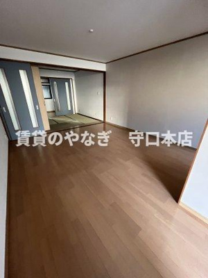 【居間・リビング】 | 江端文化西 | 使いやすいリビングです