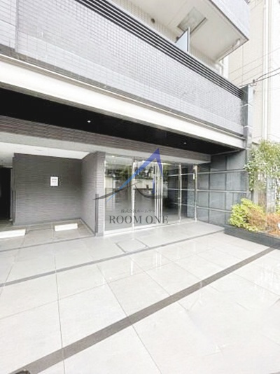 スカイコート上野稲荷町のエントランス|エントランスです。