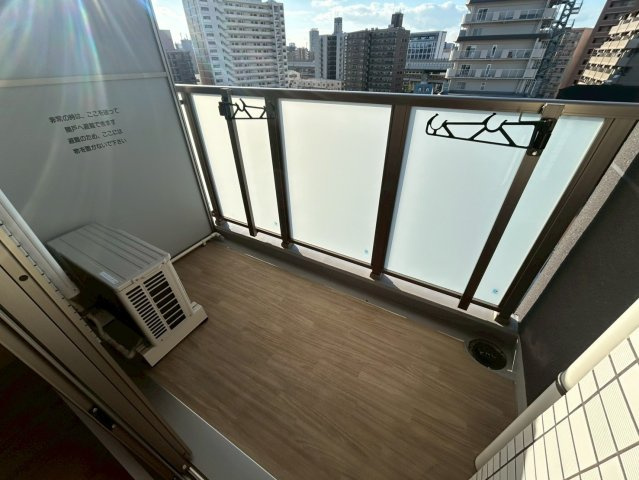 プレサンスOSAKA DOMECITYスクエアのバルコニー