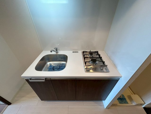 プレサンスOSAKA DOMECITYスクエアのキッチン