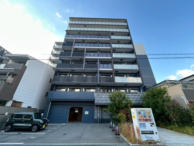 プレサンスOSAKA DOMECITYスクエアの外観