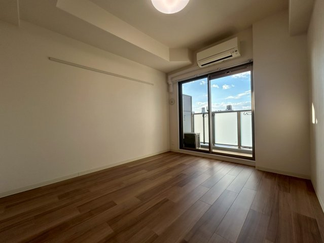 プレサンスOSAKA DOMECITYスクエアの洋室