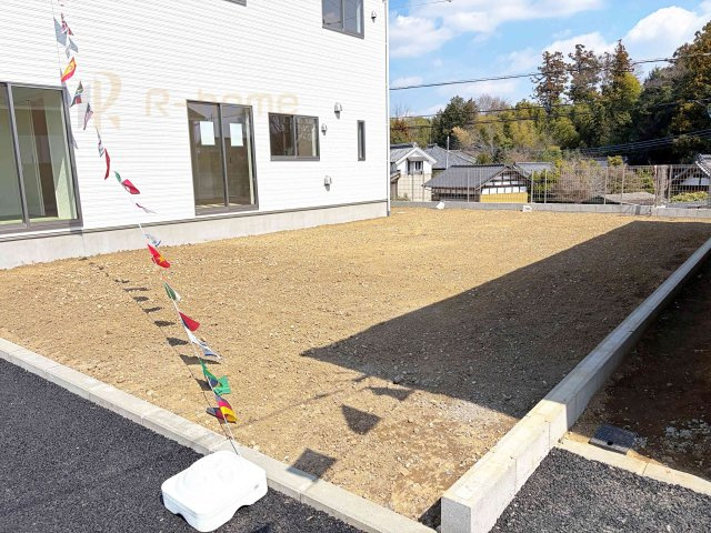 つくば市若森第1　新築戸建て　2号棟の庭|広々とした日当たりの良いお庭でお家時間を満喫！お子様の遊び場やガーデニングスペースに♪