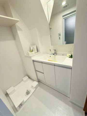 ディナスカーラ品川戸越の独立洗面台