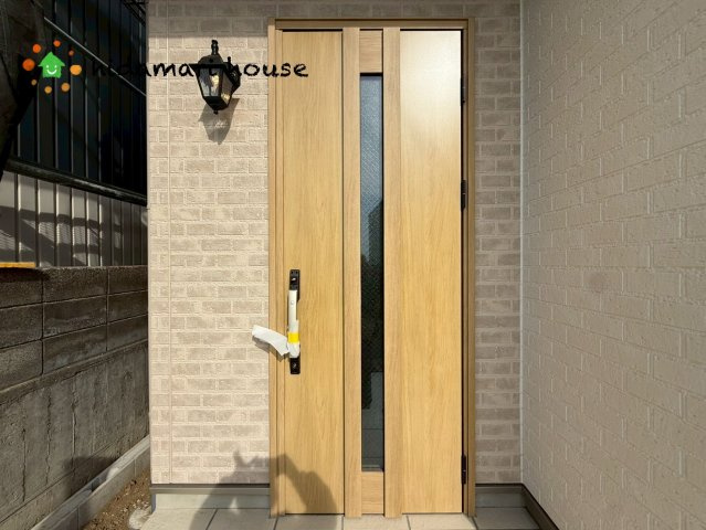 西区佐知川412　新築戸建　ハートフルタウンAの玄関