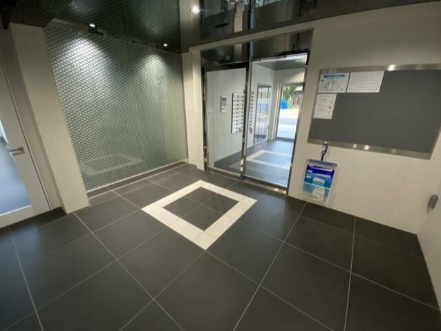 GENOVIA桜上水skygardenのエントランス